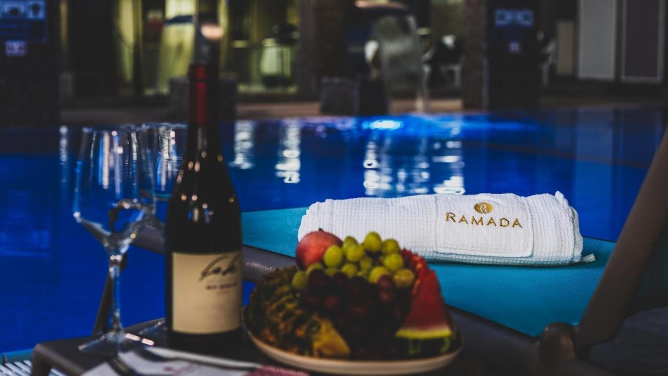 Ramada Olivie Nazareth Nazaré Exterior foto